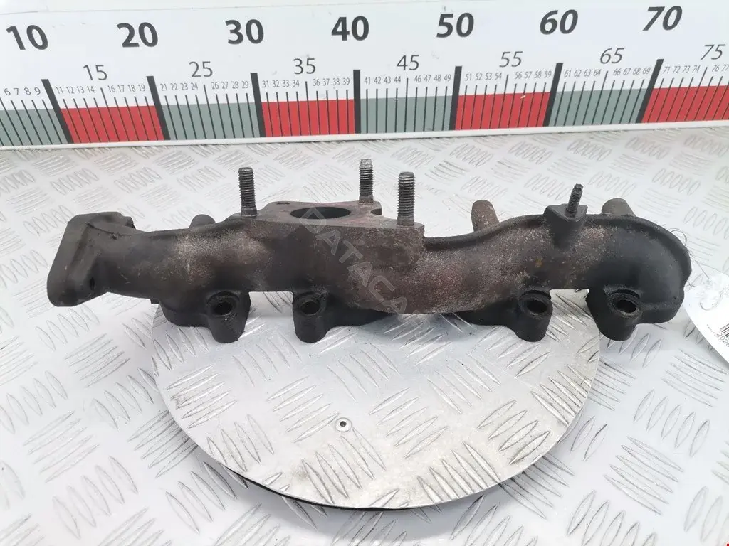 Выпускной коллектор RF7J13450