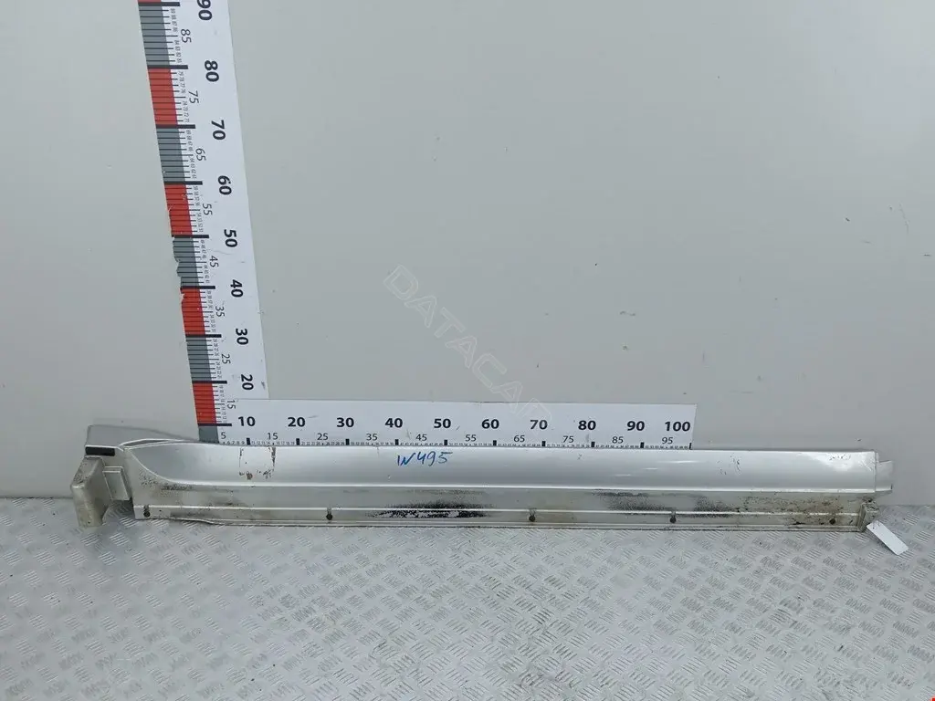 Накладка на порог 2031237