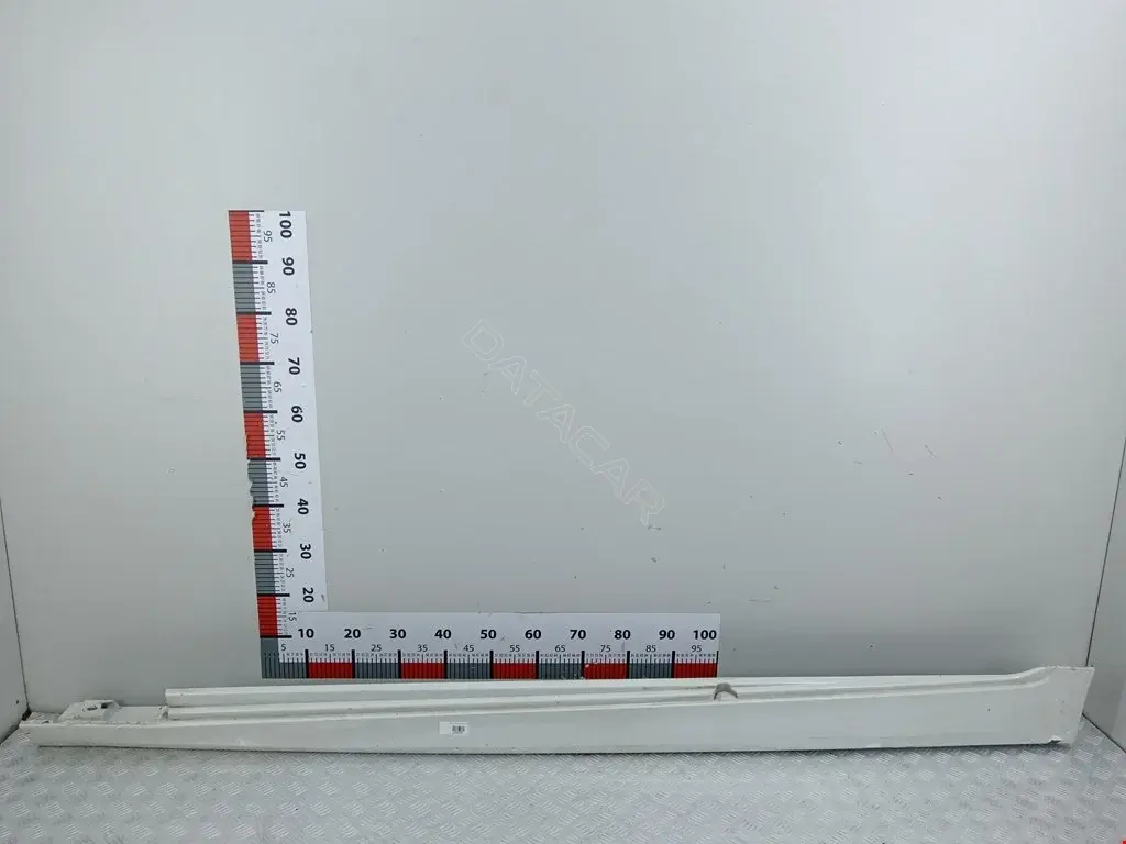 Накладка на порог 51777903887