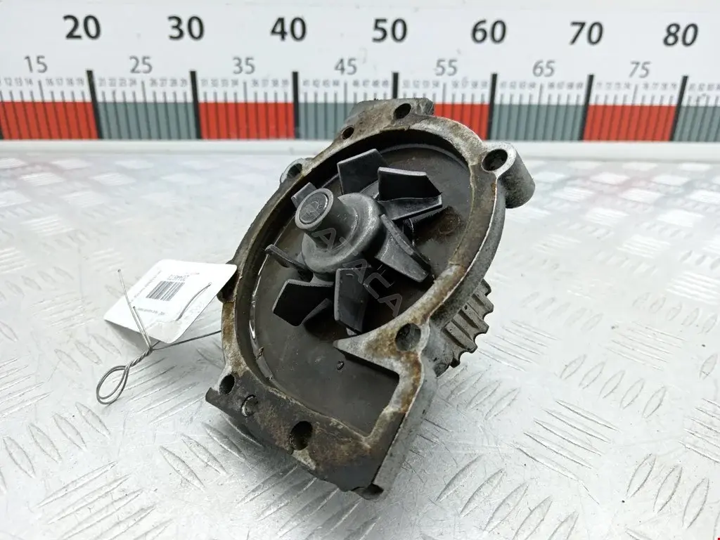 Водяной насос / Помпа 30751700, CW0111, VKPC86618