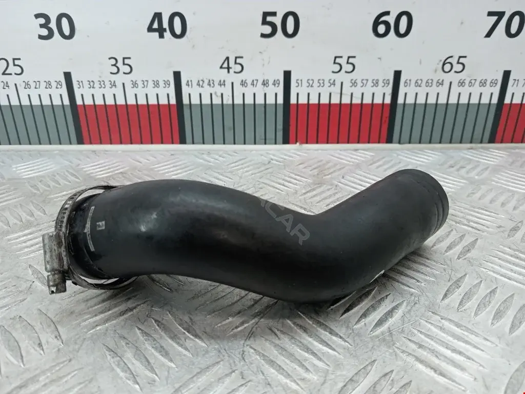 Патрубки системы охлаждения 8X2318K580BB
