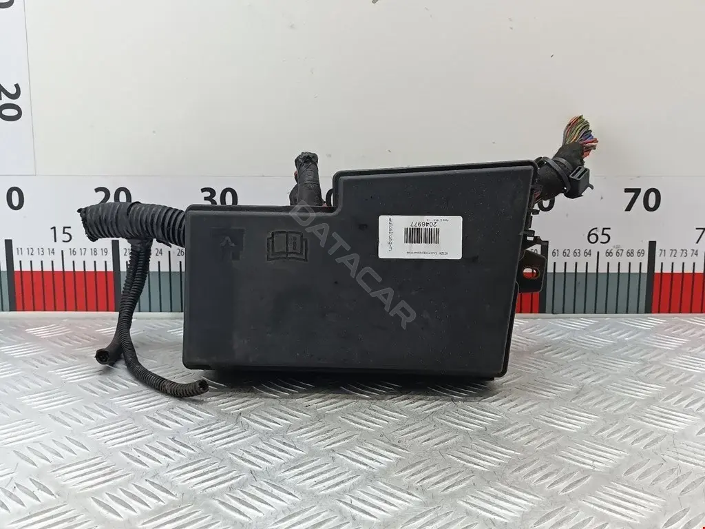 Блок предохранителей 3M5T14K733NRG
