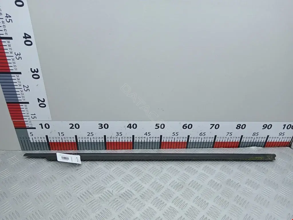 Молдинг двери 024468033