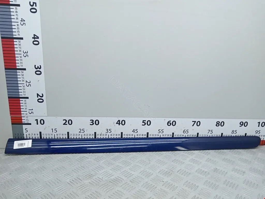 Молдинг двери 1T0853516H