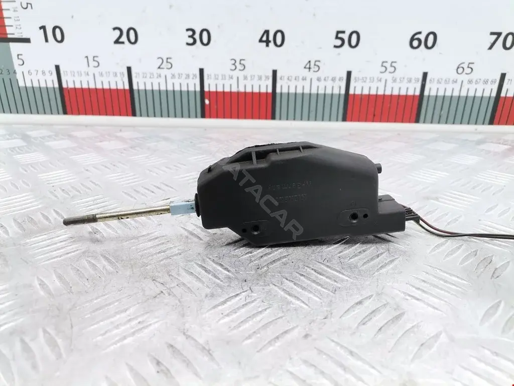 Актуатор лючка топливного бака 90460064