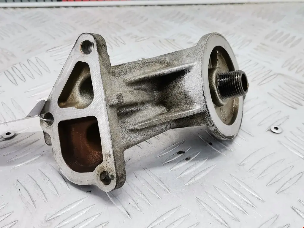 Корпус масляного фильтра XS6E6884A4C
