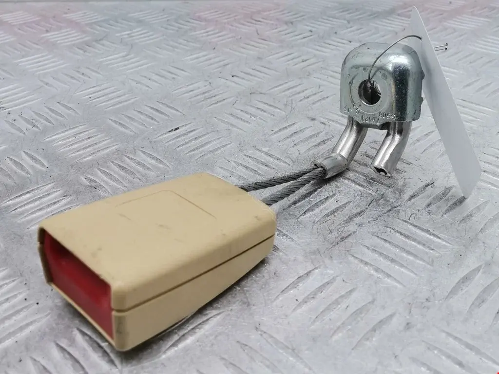 Замок ремня безопасности 3D0857740F