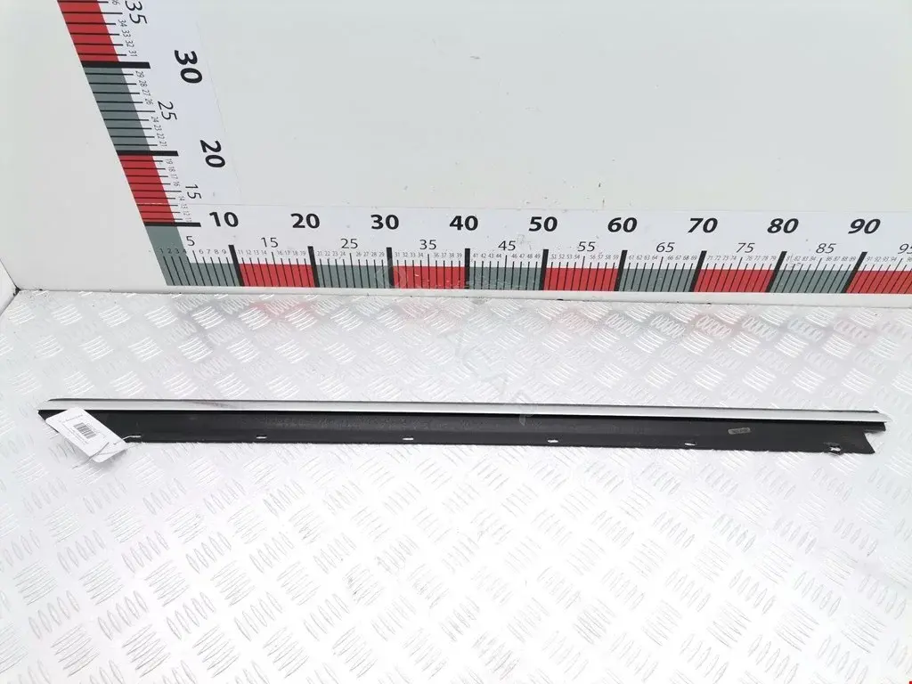 Молдинг двери 4B0853764