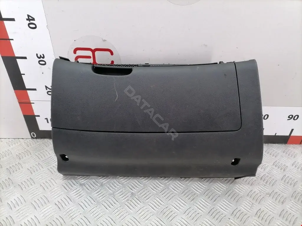 Бардачок 1Z1857097