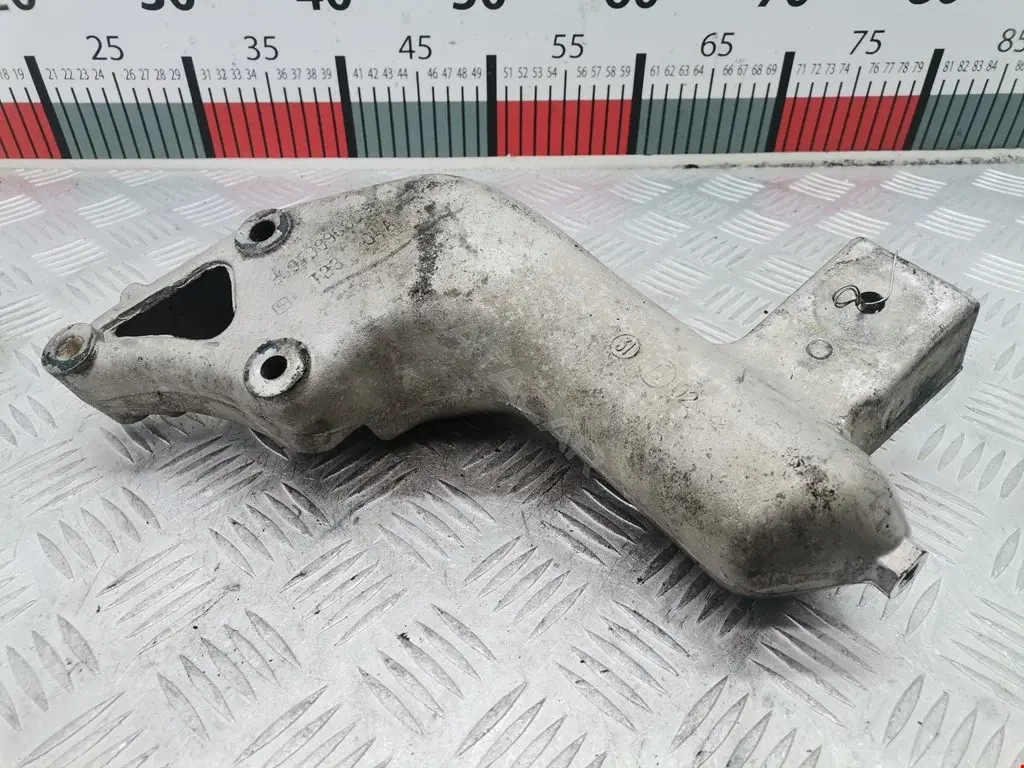 Кронштейн двигателя 1839E5, 9634999680