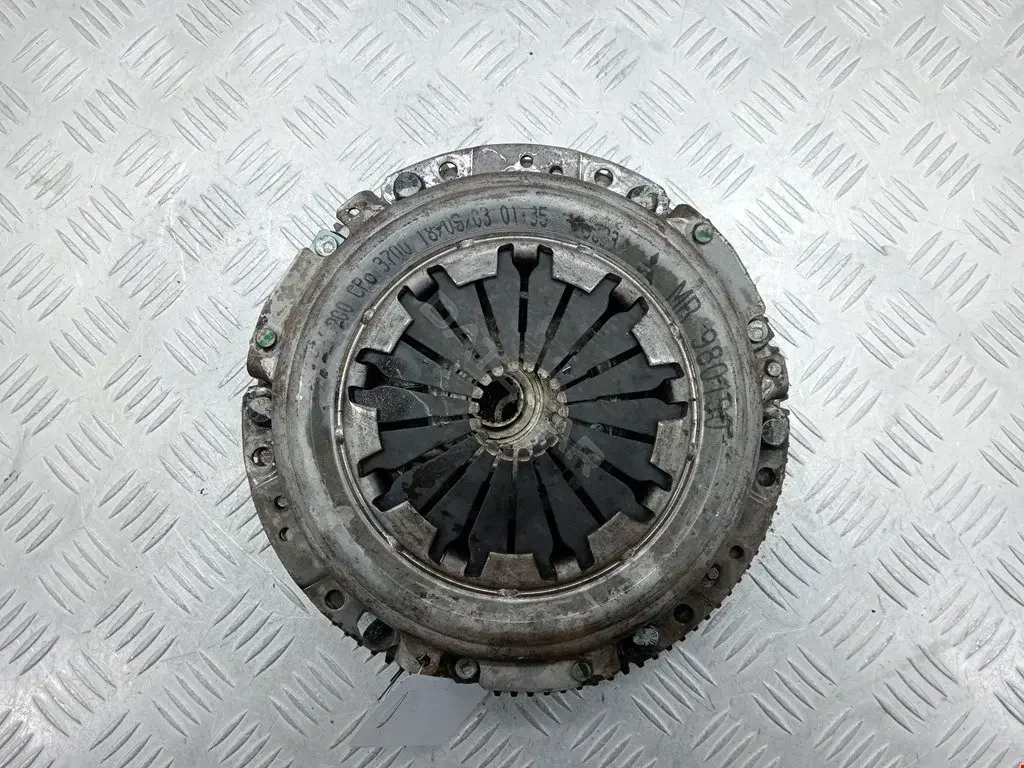 Маховик MN163073