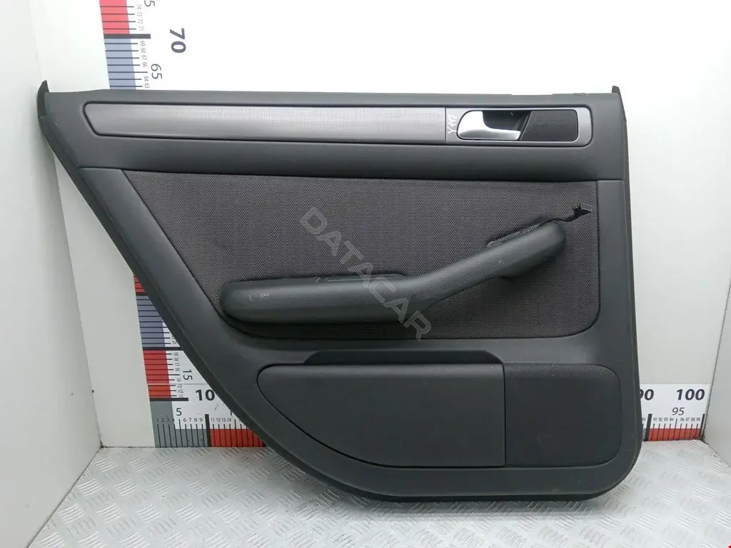 Дверная карта 4B0867303, 4B0867305