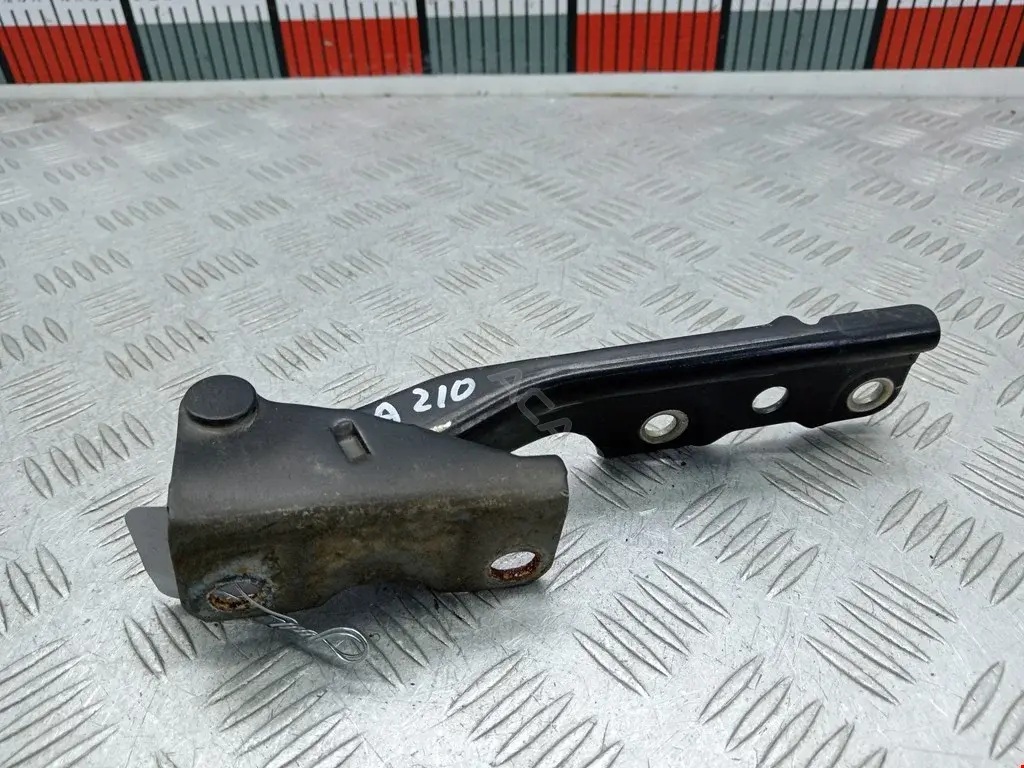 Петля капота MB015228BR, MB5314BR, MN126934