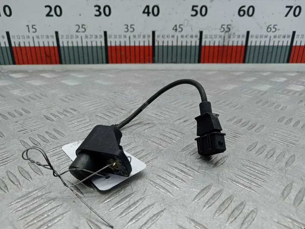 Датчик распредвала 06238350, 064847125010, 0903107