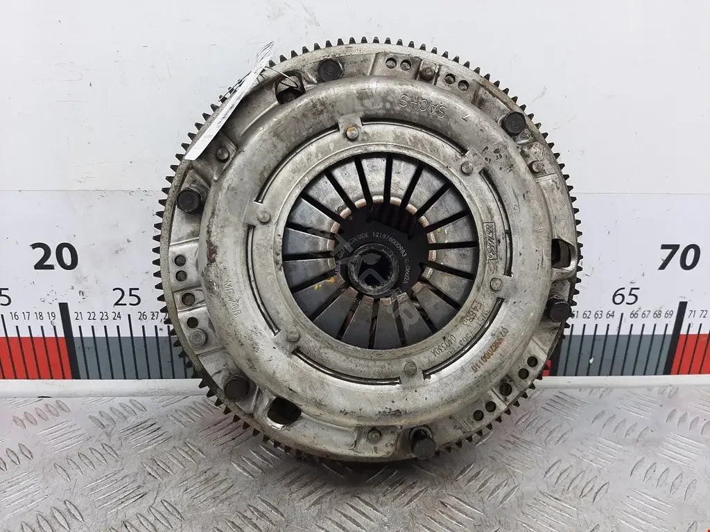 Маховик Z60111500A