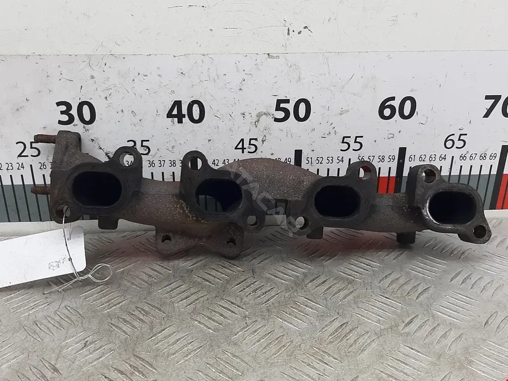 Выпускной коллектор RF7J13450