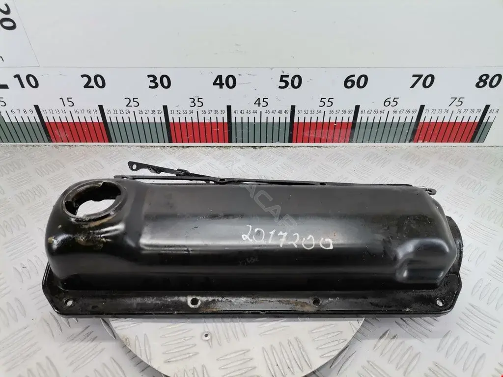 Крышка клапанная 06A103475C