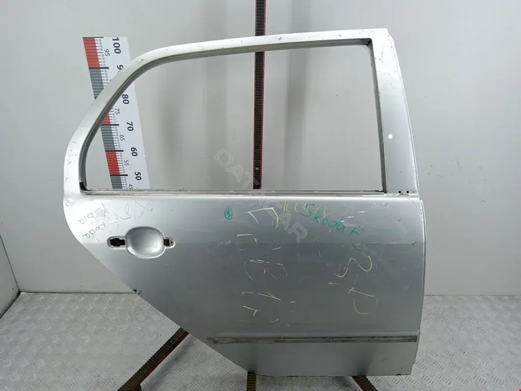 Дверь 6Y6833056