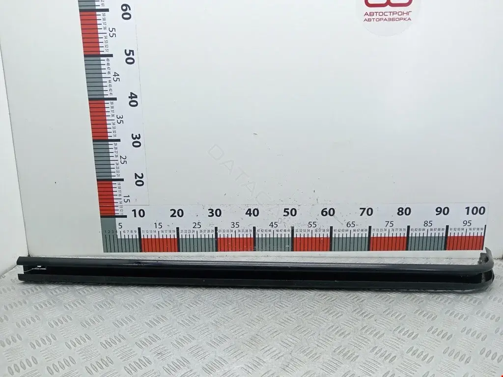 Направляющая сдвижной двери 2086950