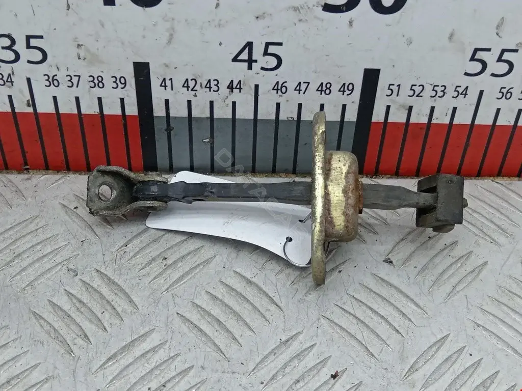 Ограничитель двери MR248287
