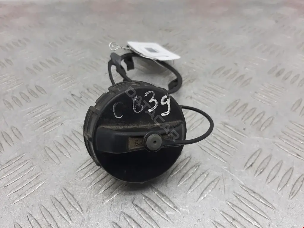 Крышка топливного бака GK2A42250B