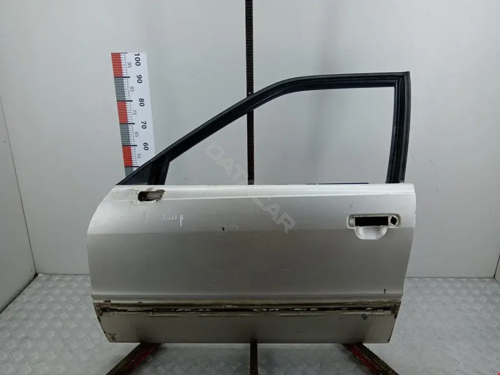 Дверь 8A0831051D
