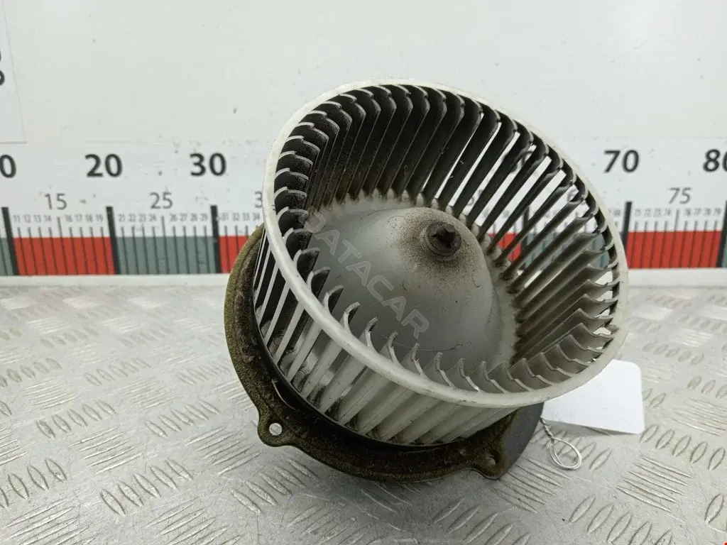Моторчик печки GA2A61B10