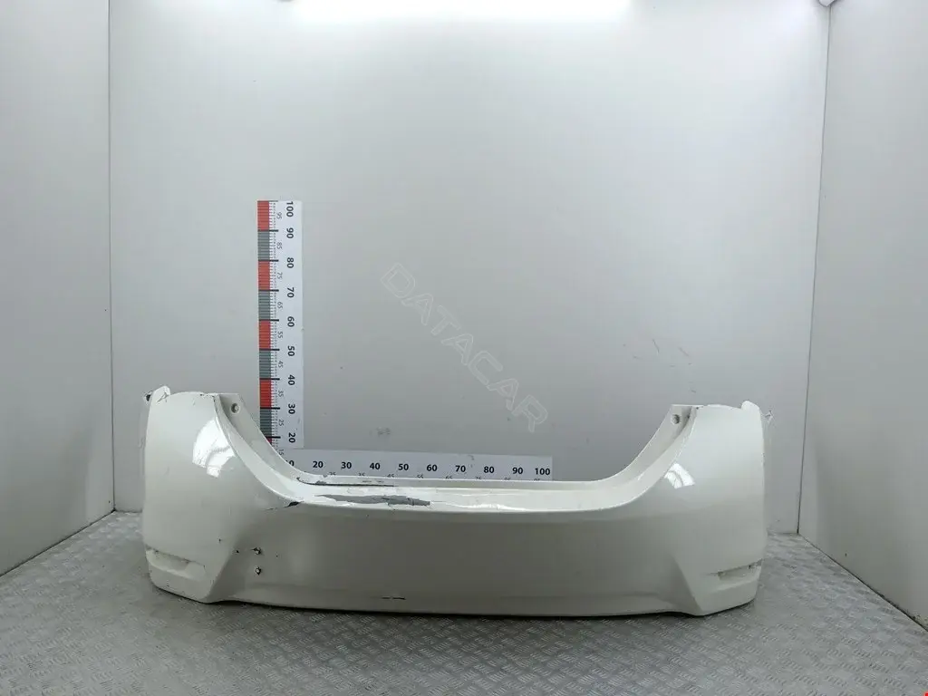 Задний бампер 5215902A20