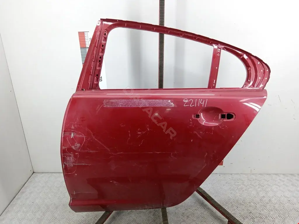 Дверь 8X23F24631AB