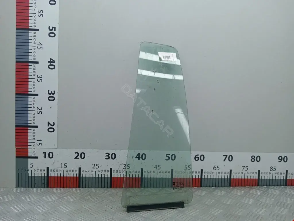 Форточка задняя левая 90579325