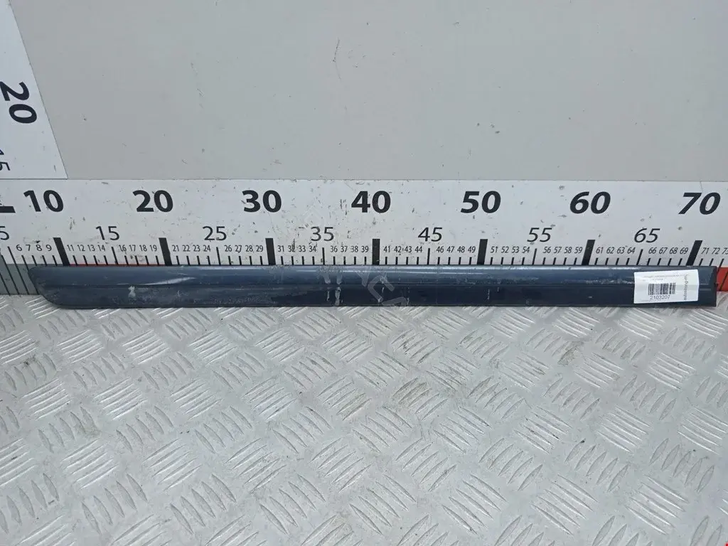 Молдинг двери 5M0853074