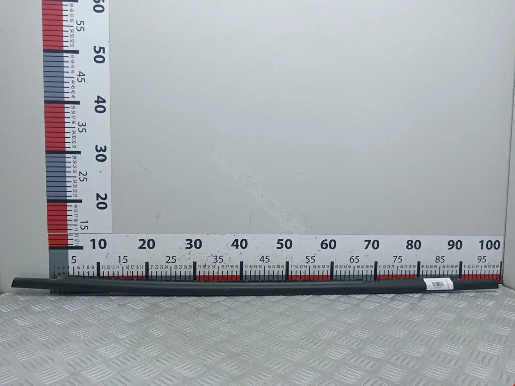 Молдинг двери 024468037