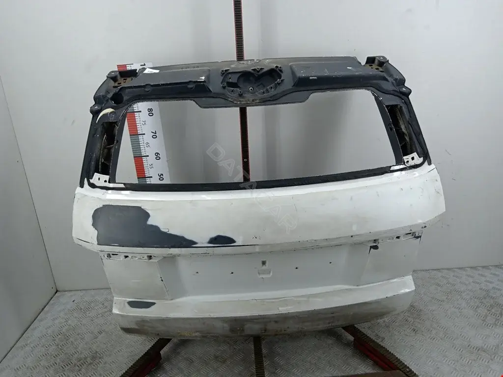 Крышка багажника BJ3240010AA