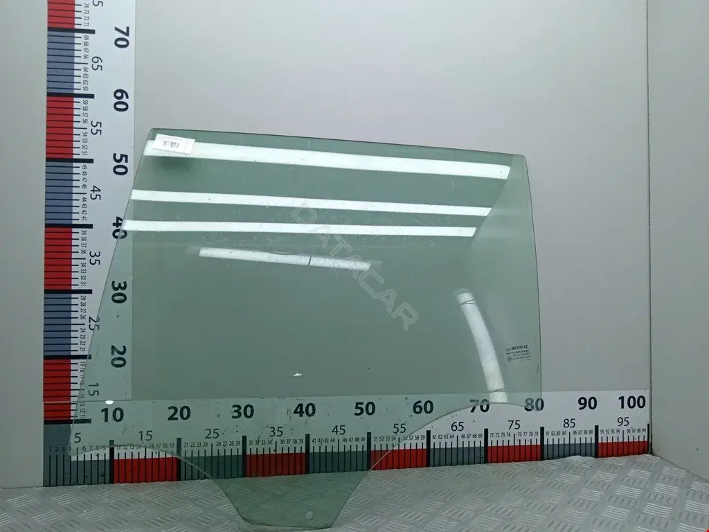Стекло двери 8200576698