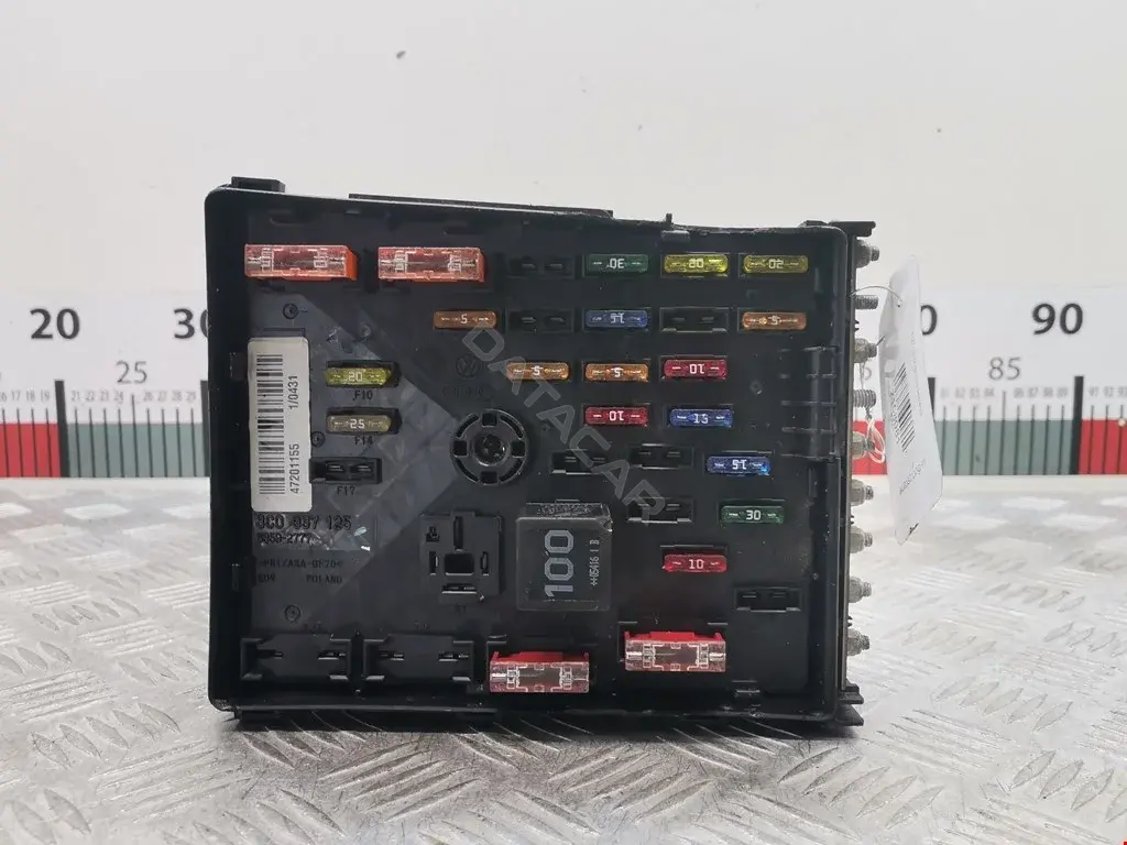 Блок предохранителей 3C0937125, 3C0937125A, 63592777