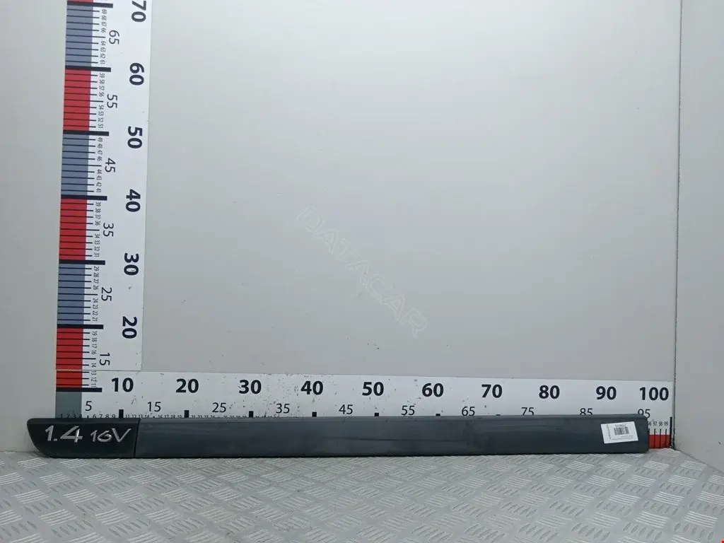 Молдинг двери 4327423, 60120031, 7701474520