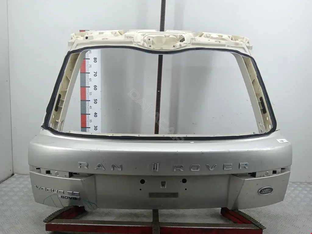 Крышка багажника LR036395, LR036396