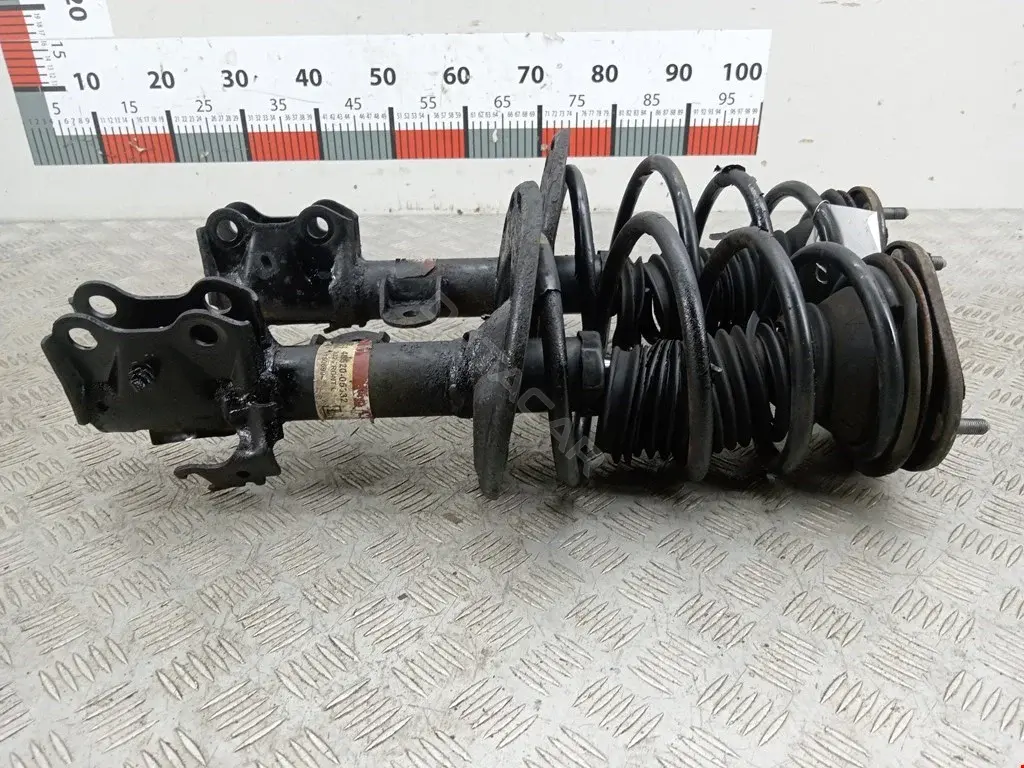 Стойка передняя 4851009V21