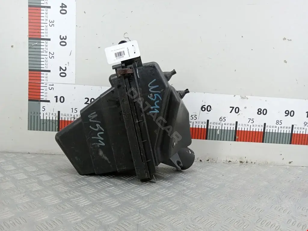 Корпус воздушного фильтра 16528ES60A
