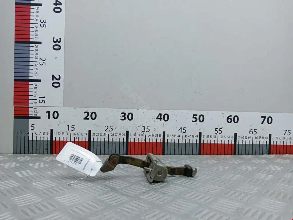 Ограничитель двери 13180682, 16SKV916, 2312015