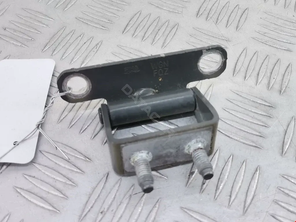 Петля крышки багажника 797102S000