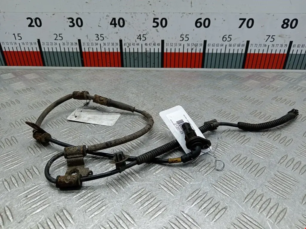 Датчик АБС 2130023