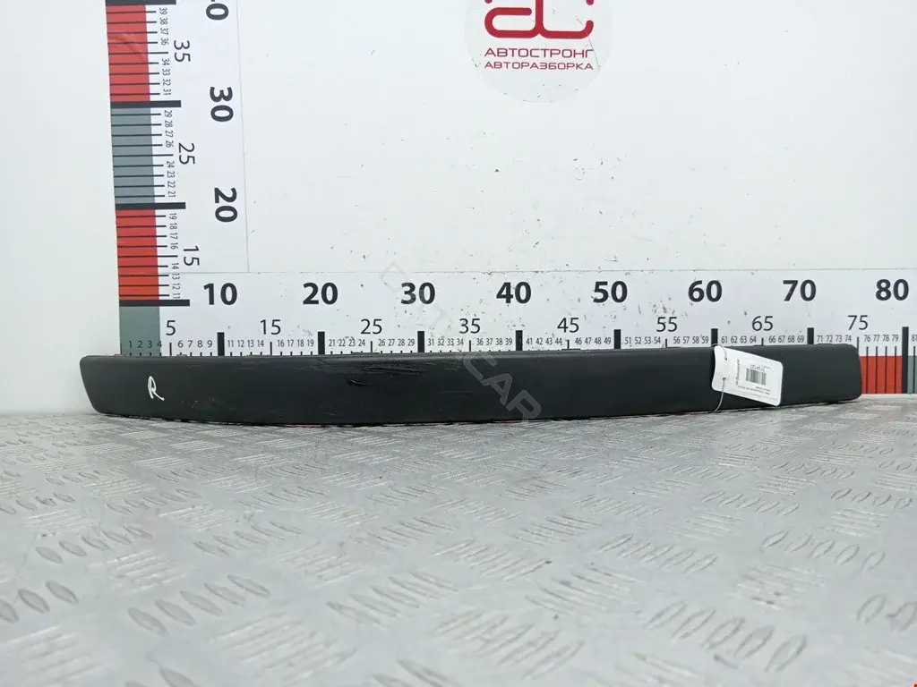 Накладка бампера 7M5807718