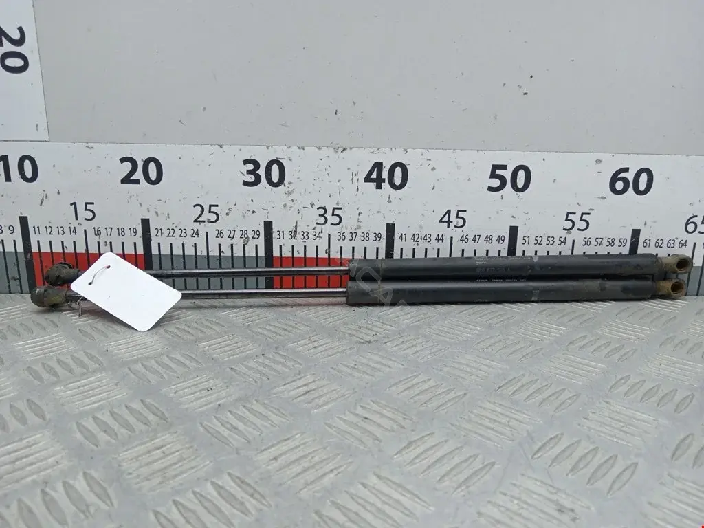 Амортизатор крышки багажника, капота, заднего стекла 6N0827550A, GS1170