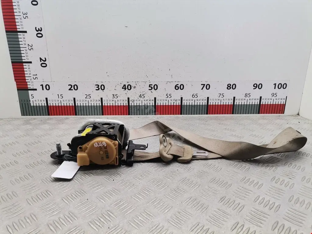 Ремень безопасности 86885CC00C