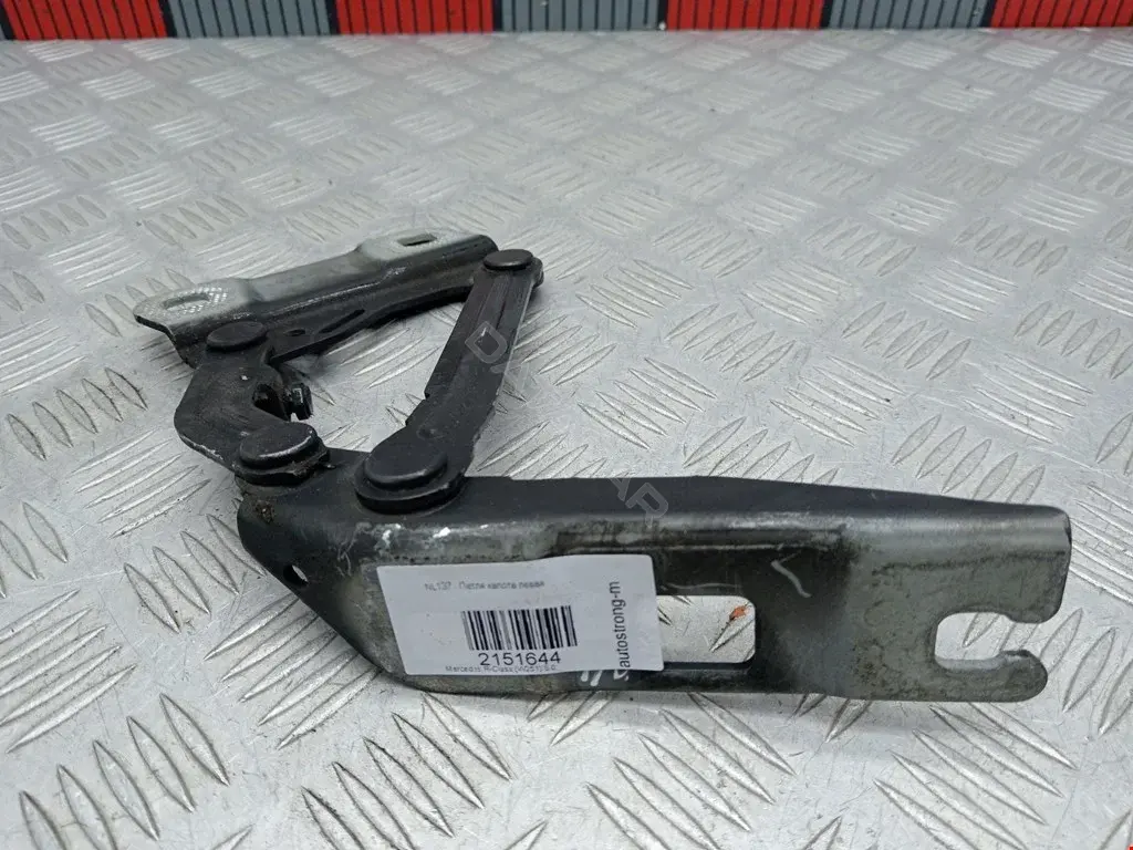 Петля капота A2518800128