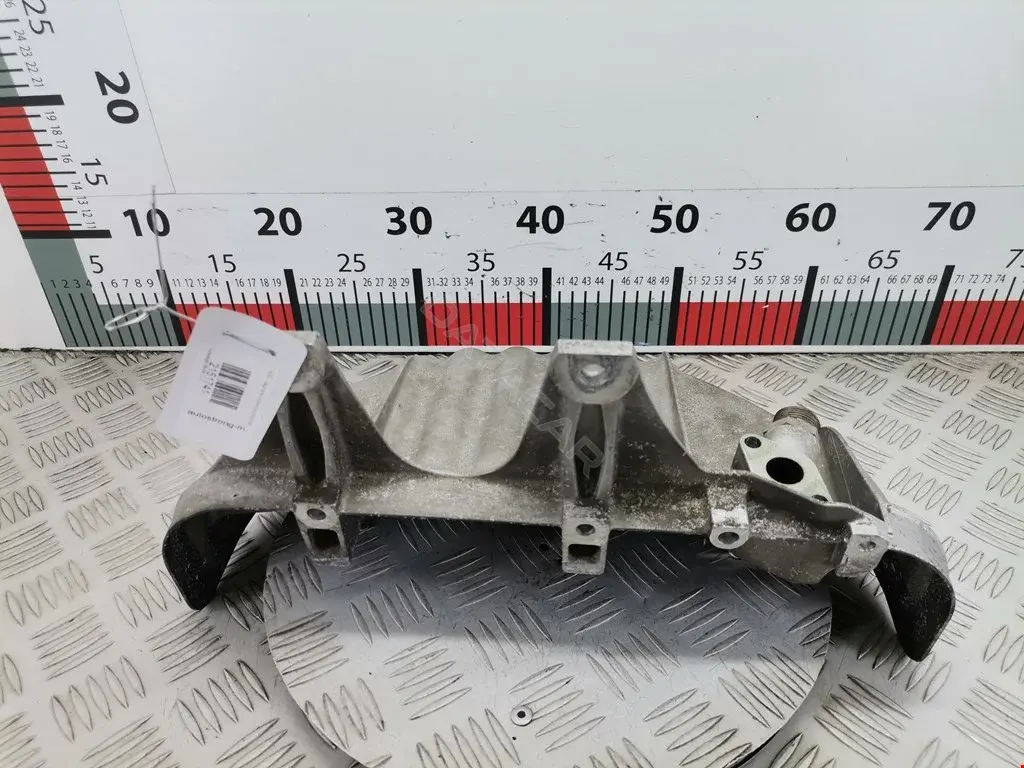 Тепловой экран глушителя 06A133228B, 06A133229E