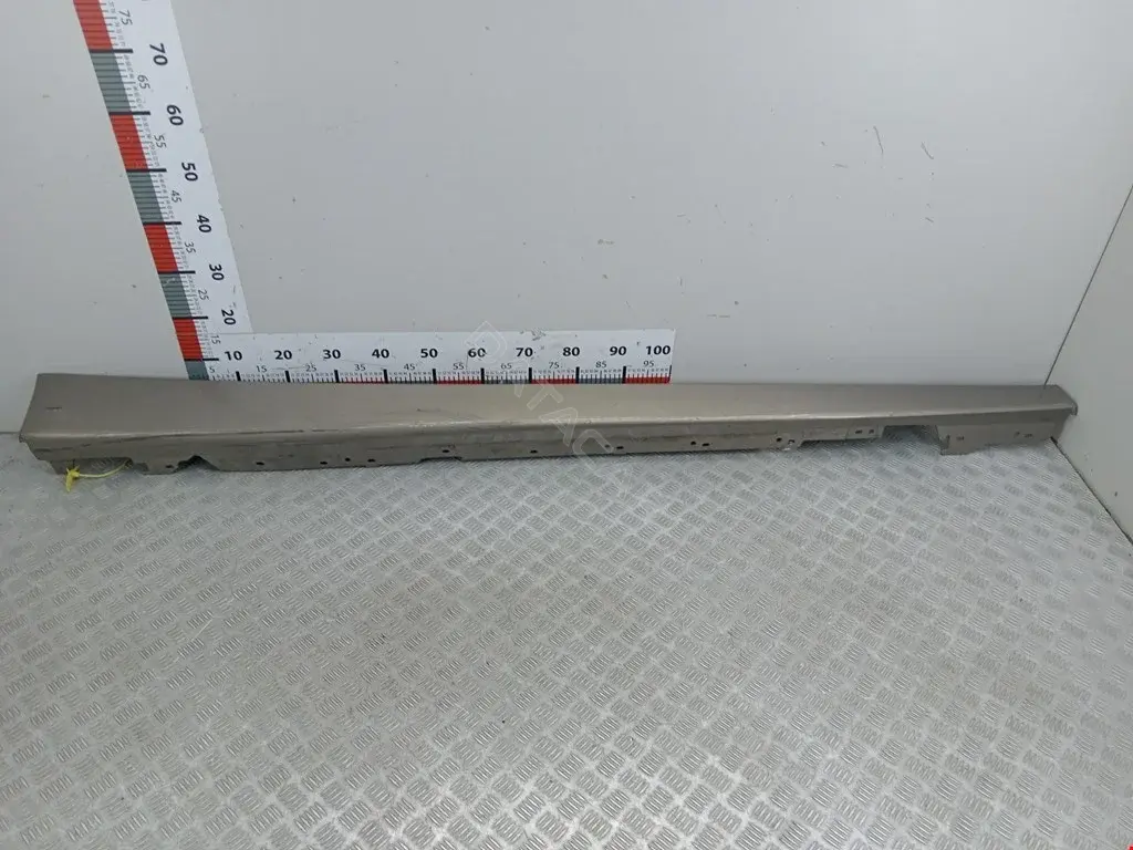 Накладка на порог 51777293738