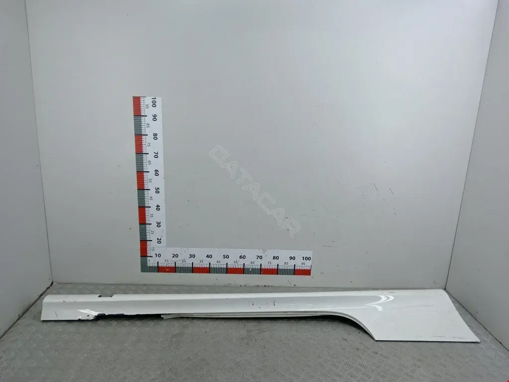 Накладка на порог A2386907402