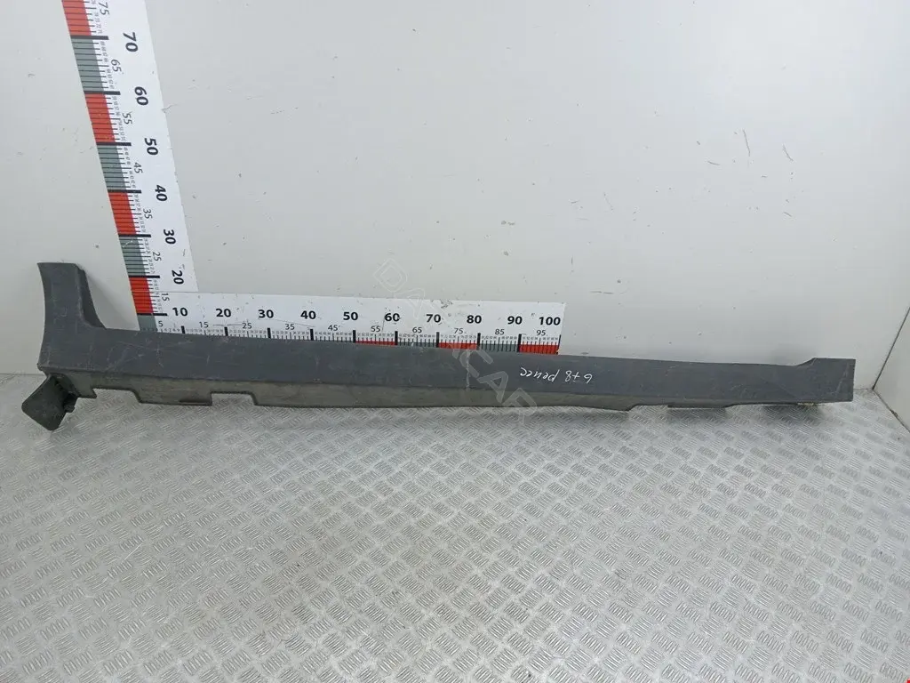 Накладка на порог 87754M0000